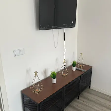 Geraeumige - Ideal Fuer Monteure In Foerderstedt,