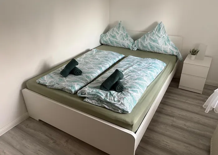 Geraeumige - Ideal Fuer Monteure In Foerderstedt, Stassfurt