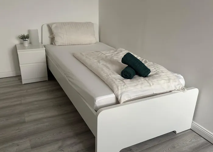 Geraeumige - Ideal Fuer Monteure In Foerderstedt, Lägenhet *