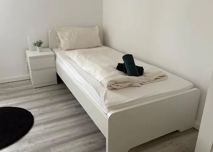 Geraeumige - Ideal Fuer Monteure In Foerderstedt, Lägenhet *