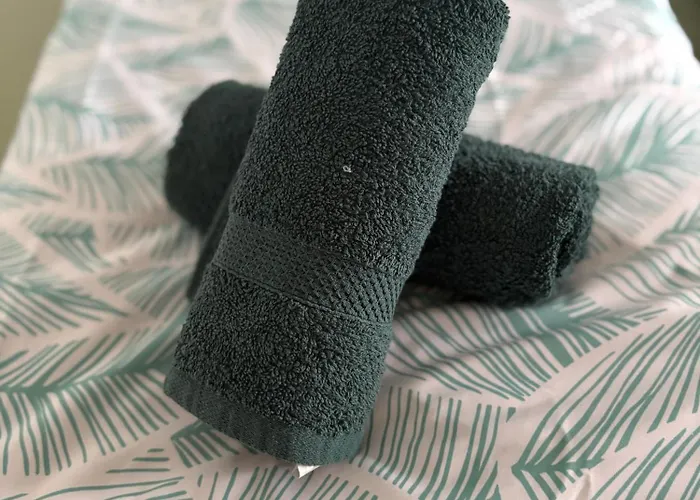 Geraeumige - Ideal Fuer Monteure In Foerderstedt, Lägenhet *