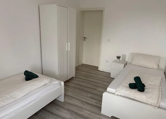 Lägenhet Geraeumige - Ideal Fuer Monteure In Foerderstedt, Stassfurt